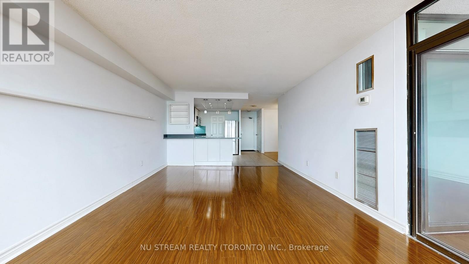 2406 - 1555 Finch Avenue E, Toronto, Ontario  M2J 4X9 - Photo 8 - C12130451
