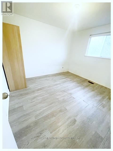 19 Checkers Court, Toronto, Ontario  M3N 1P9 - Photo 18 - W12023587