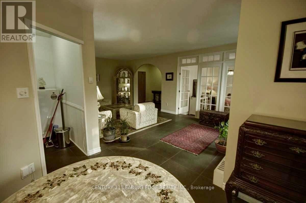 201 - 5250 Lakeshore Road, Burlington, Ontario  L7L 5L2 - Photo 15 - W12048961