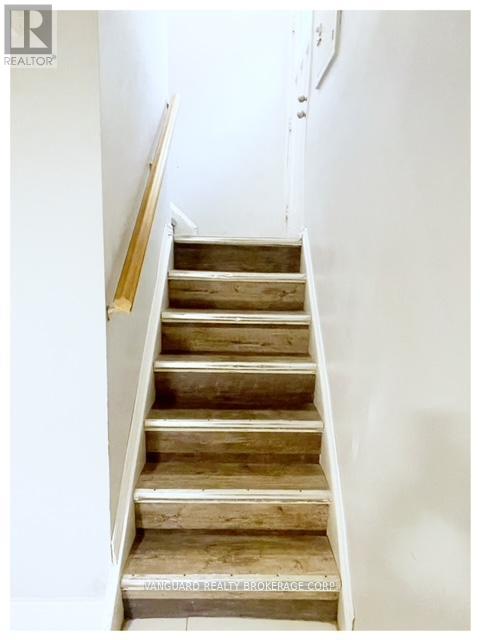 19 Checkers Court, Toronto, Ontario  M3N 1P9 - Photo 10 - W12023587