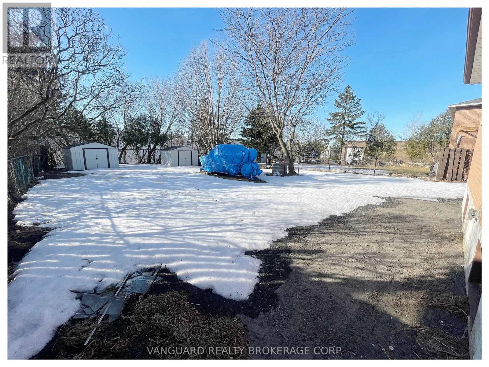 19 Checkers Court, Toronto, Ontario  M3N 1P9 - Photo 22 - W12023587