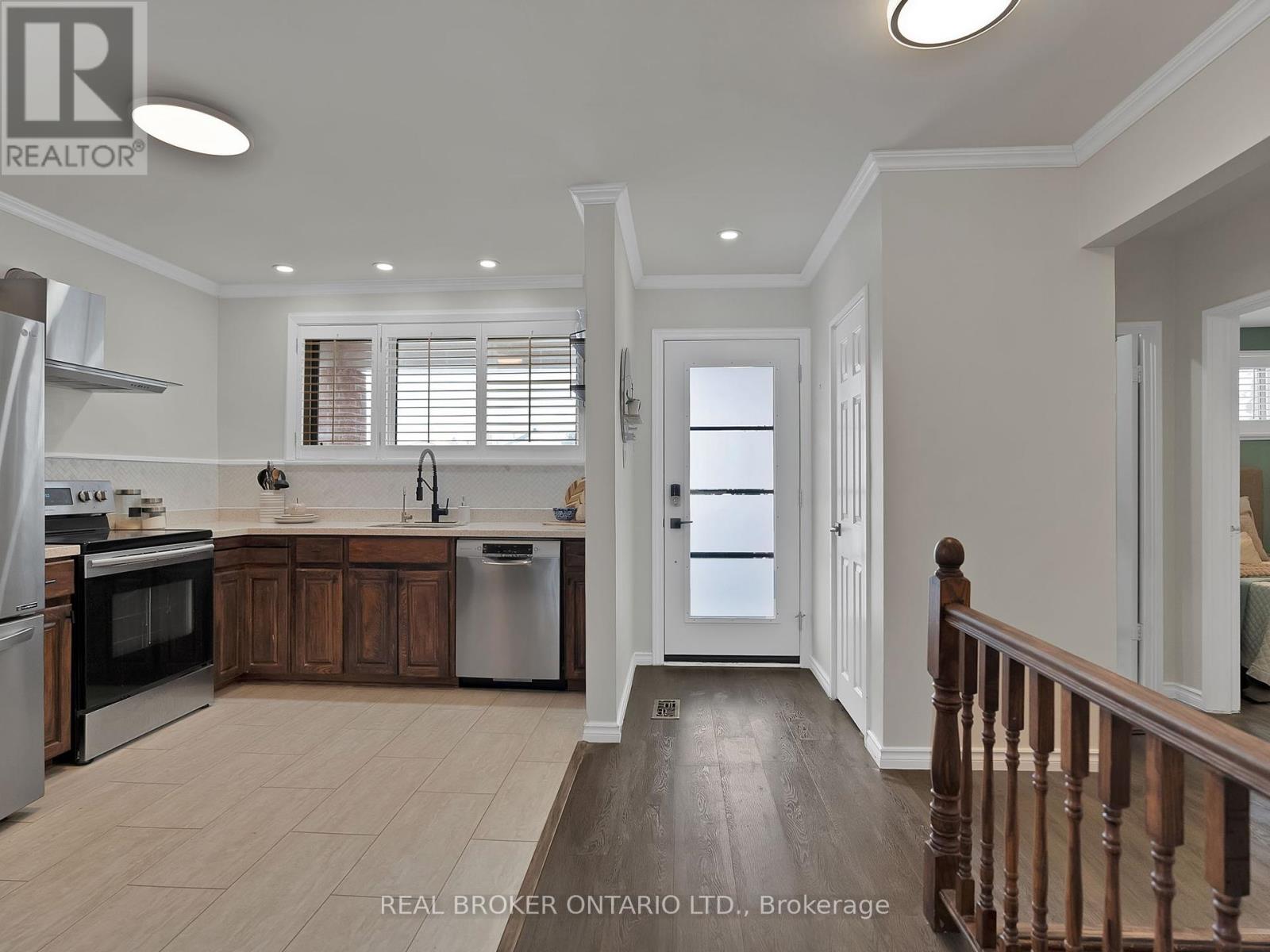 Property at 1005 WALTON BOULEVARD image 4
