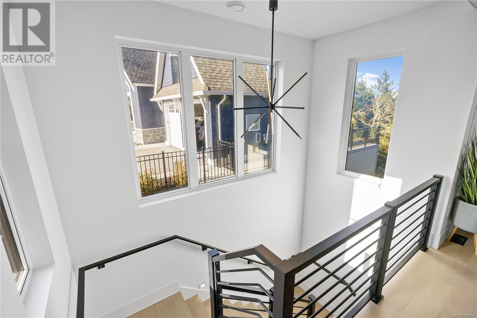 2046 Pinehurst Terr, Langford, British Columbia  V9B 0T4 - Photo 48 - 997952