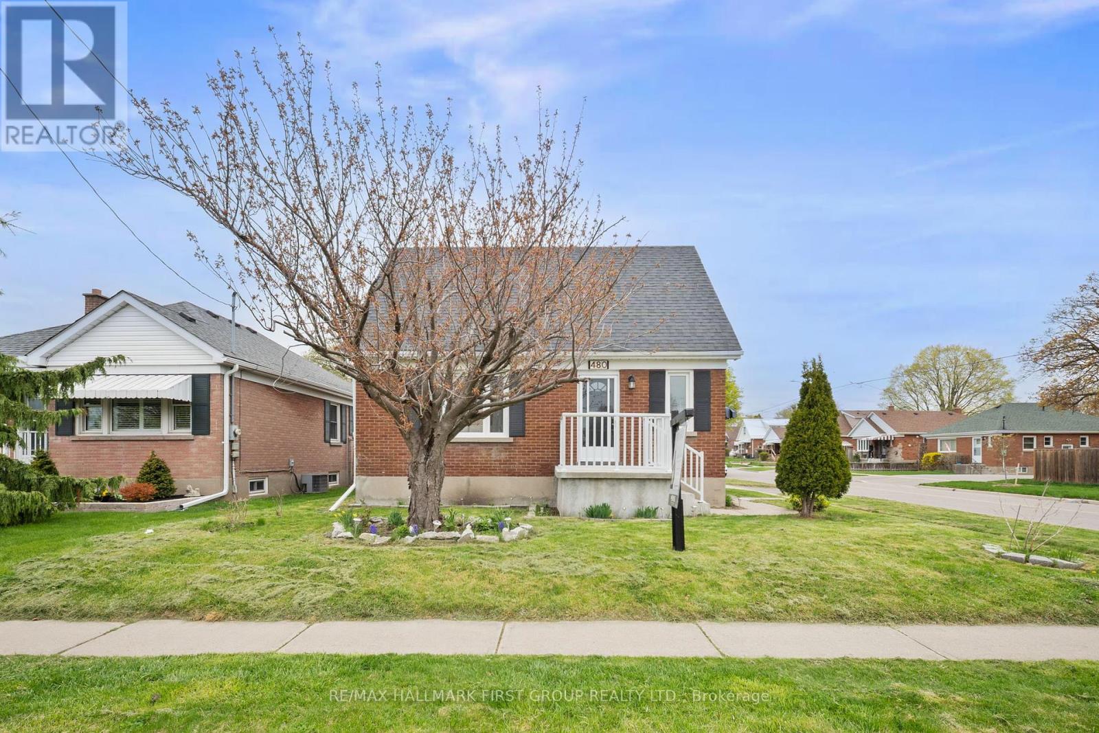 Property at 480 EULALIE AVENUE image 3
