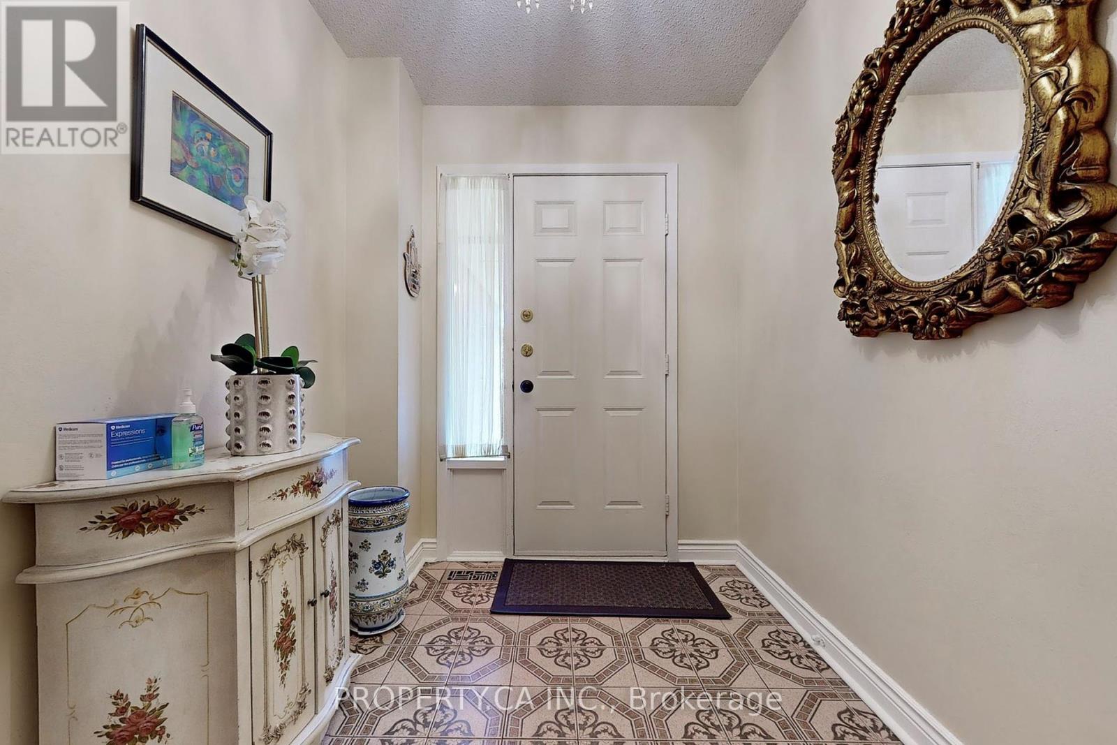 Property at 109 LISA CRESCENT image 2