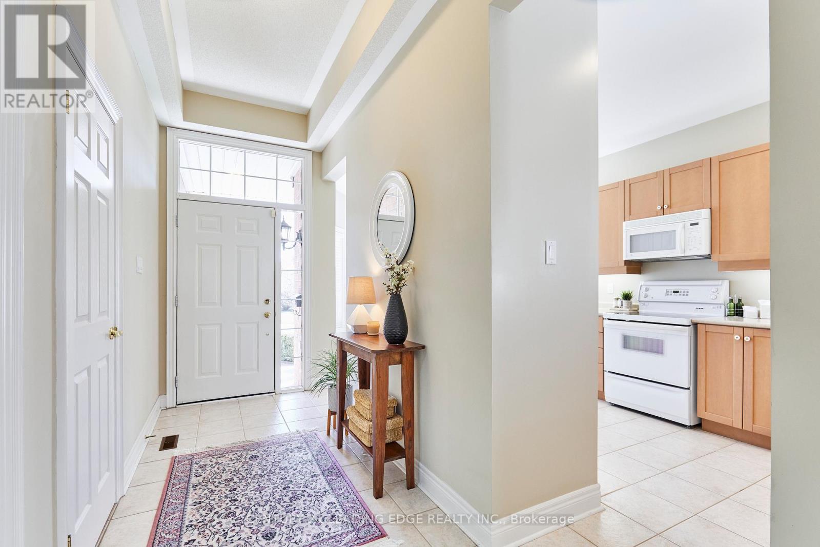 22 Faldos Flight, Whitchurch-Stouffville, Ontario  L4A 1M8 - Photo 8 - N12130472