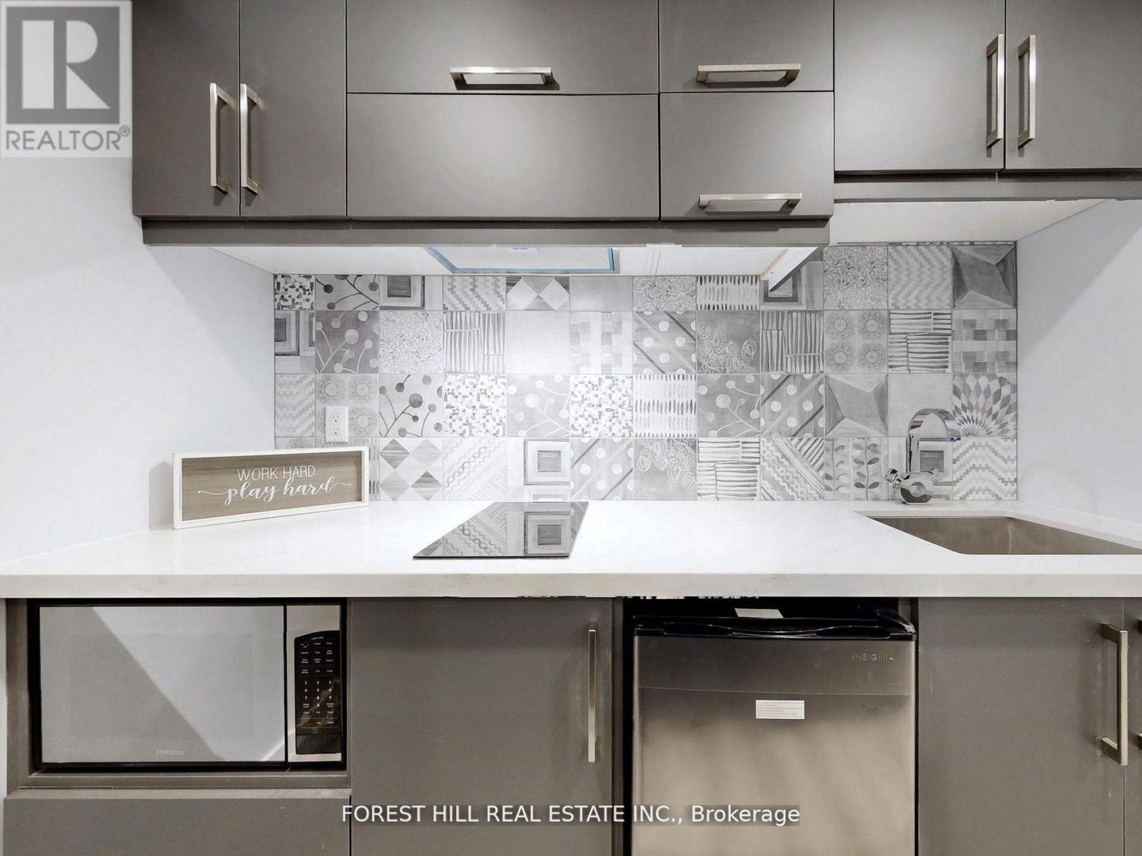 19 Denarius Crescent, Richmond Hill, Ontario  L4E 0Y9 - Photo 17 - N12130489