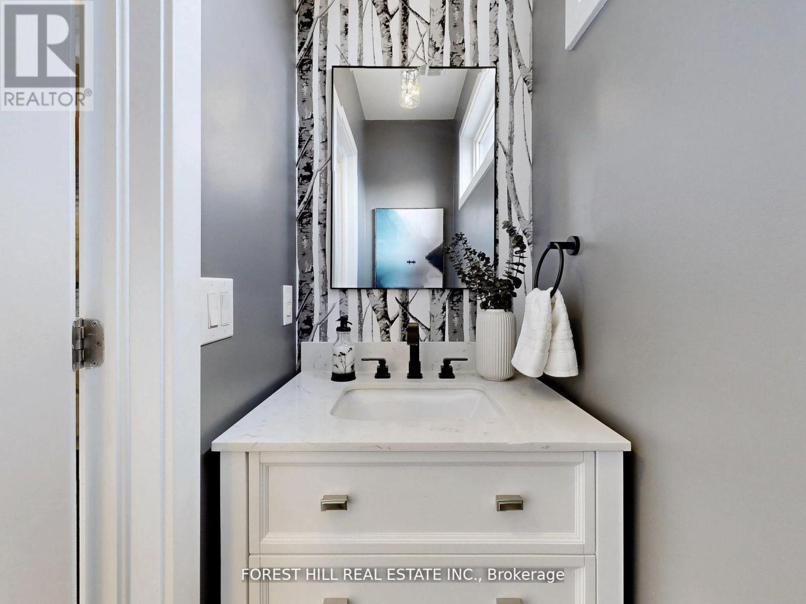 19 Denarius Crescent, Richmond Hill, Ontario  L4E 0Y9 - Photo 20 - N12130489