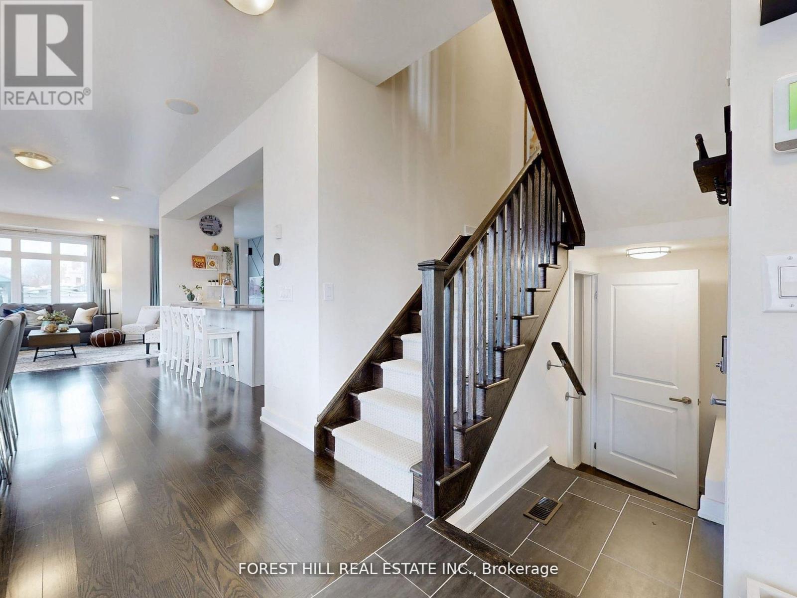 19 Denarius Crescent, Richmond Hill, Ontario  L4E 0Y9 - Photo 21 - N12130489
