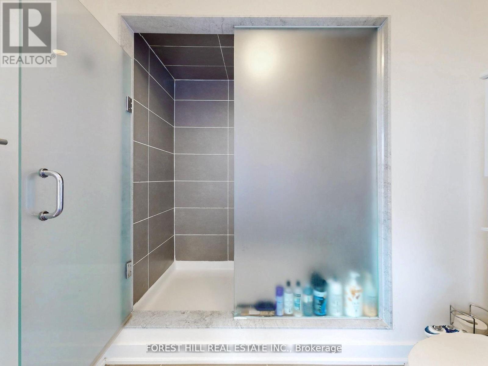 19 Denarius Crescent, Richmond Hill, Ontario  L4E 0Y9 - Photo 28 - N12130489