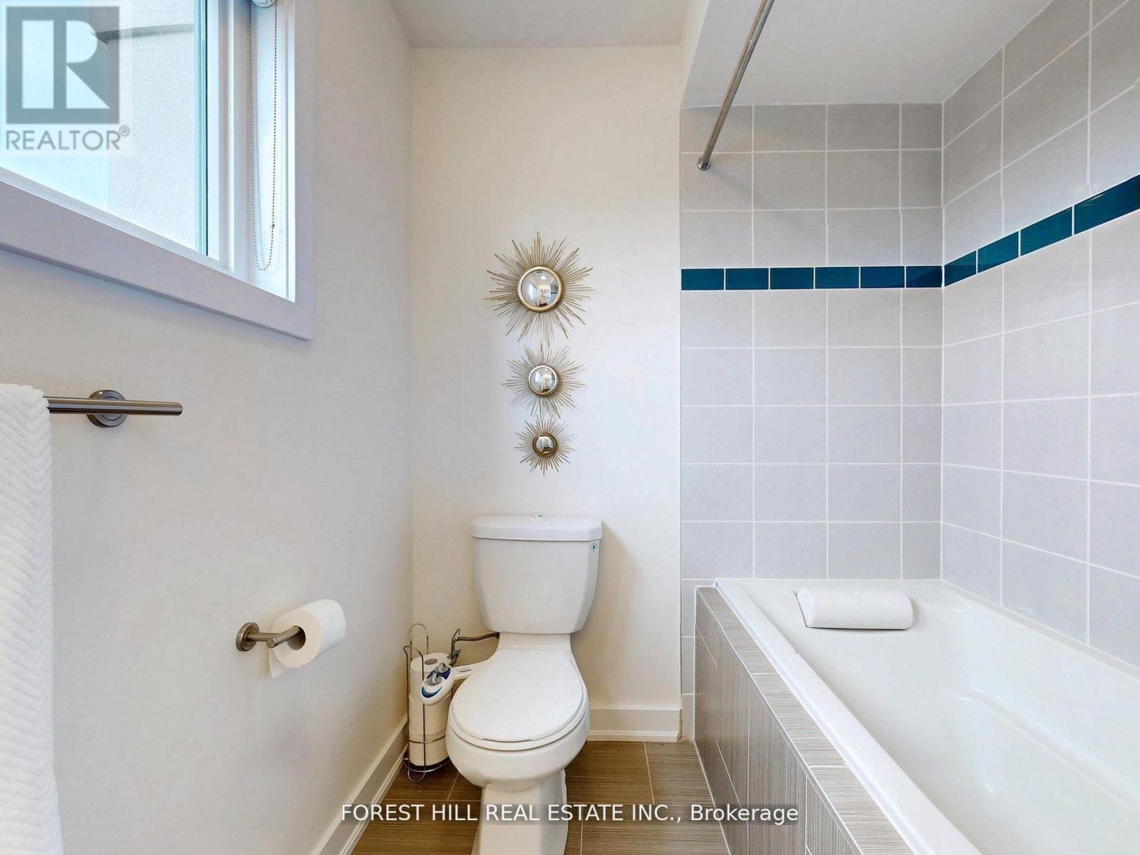 19 Denarius Crescent, Richmond Hill, Ontario  L4E 0Y9 - Photo 38 - N12130489