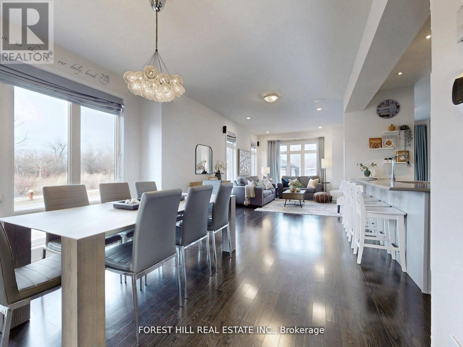 19 Denarius Crescent, Richmond Hill, Ontario  L4E 0Y9 - Photo 9 - N12130489