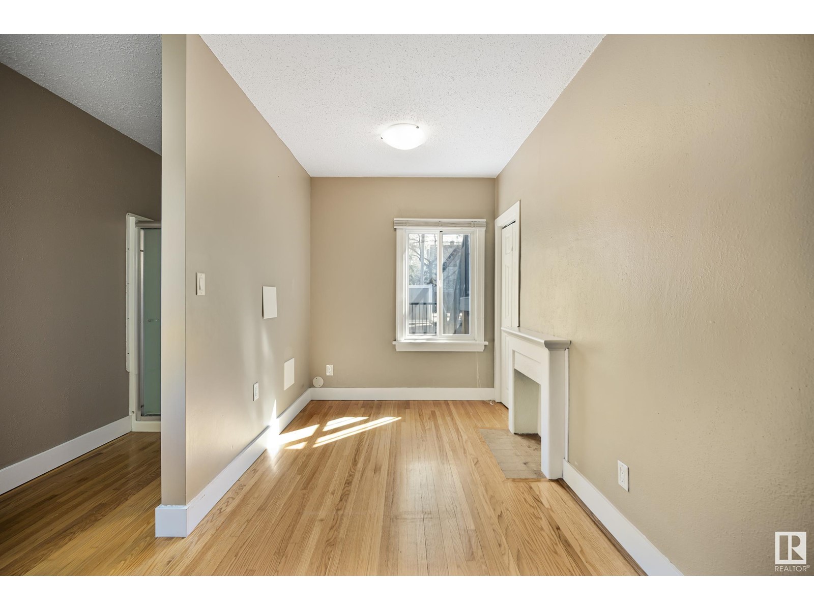 11603 Saskatchewan Dr Nw, Edmonton, Alberta  T6G 2B5 - Photo 19 - E4434908