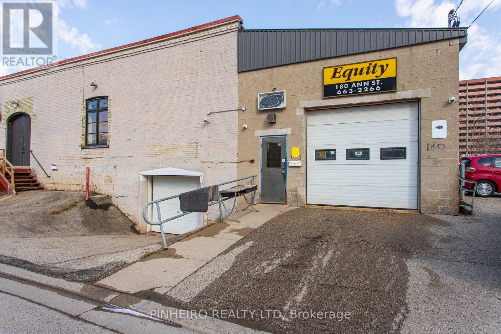 180 Ann Street, London East, Ontario N6A 0A3 - Photo 1 - X12130728