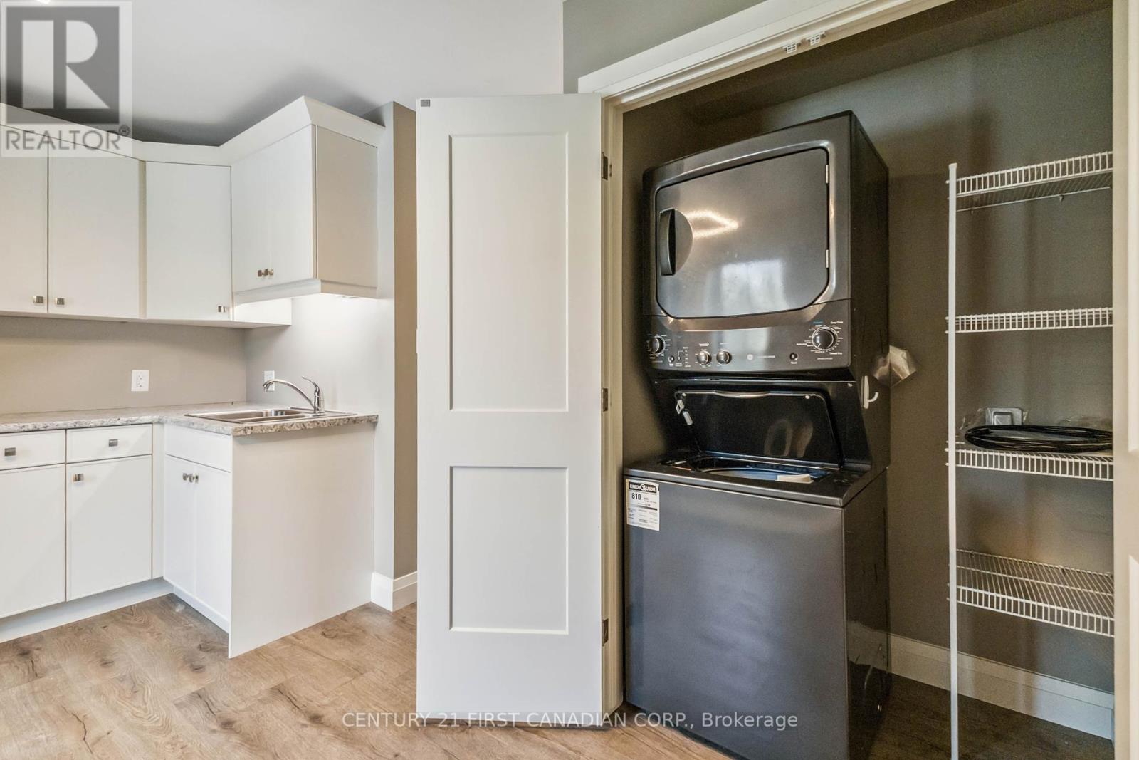 131 Francis Street, Lucan Biddulph, Ontario  N0M 2J0 - Photo 22 - X12130731