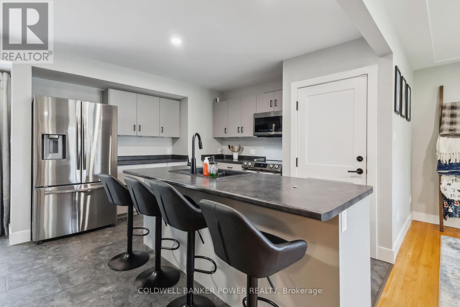 64 Hawkesbury Avenue, London East, Ontario  N5V 2K1 - Photo 15 - X12130769