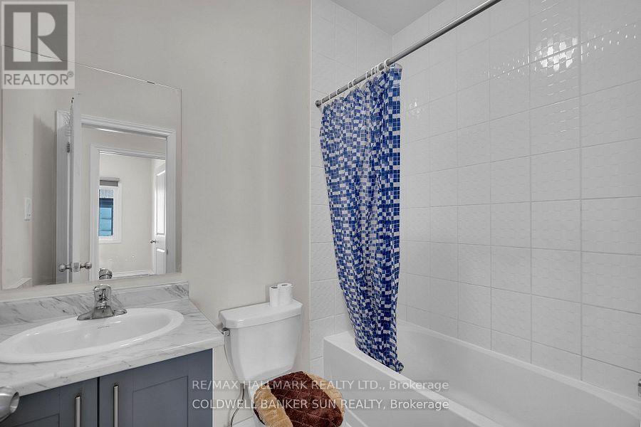 42 Donald Ficht Crescent, Brampton, Ontario  L7A 5H8 - Photo 34 - W12130421