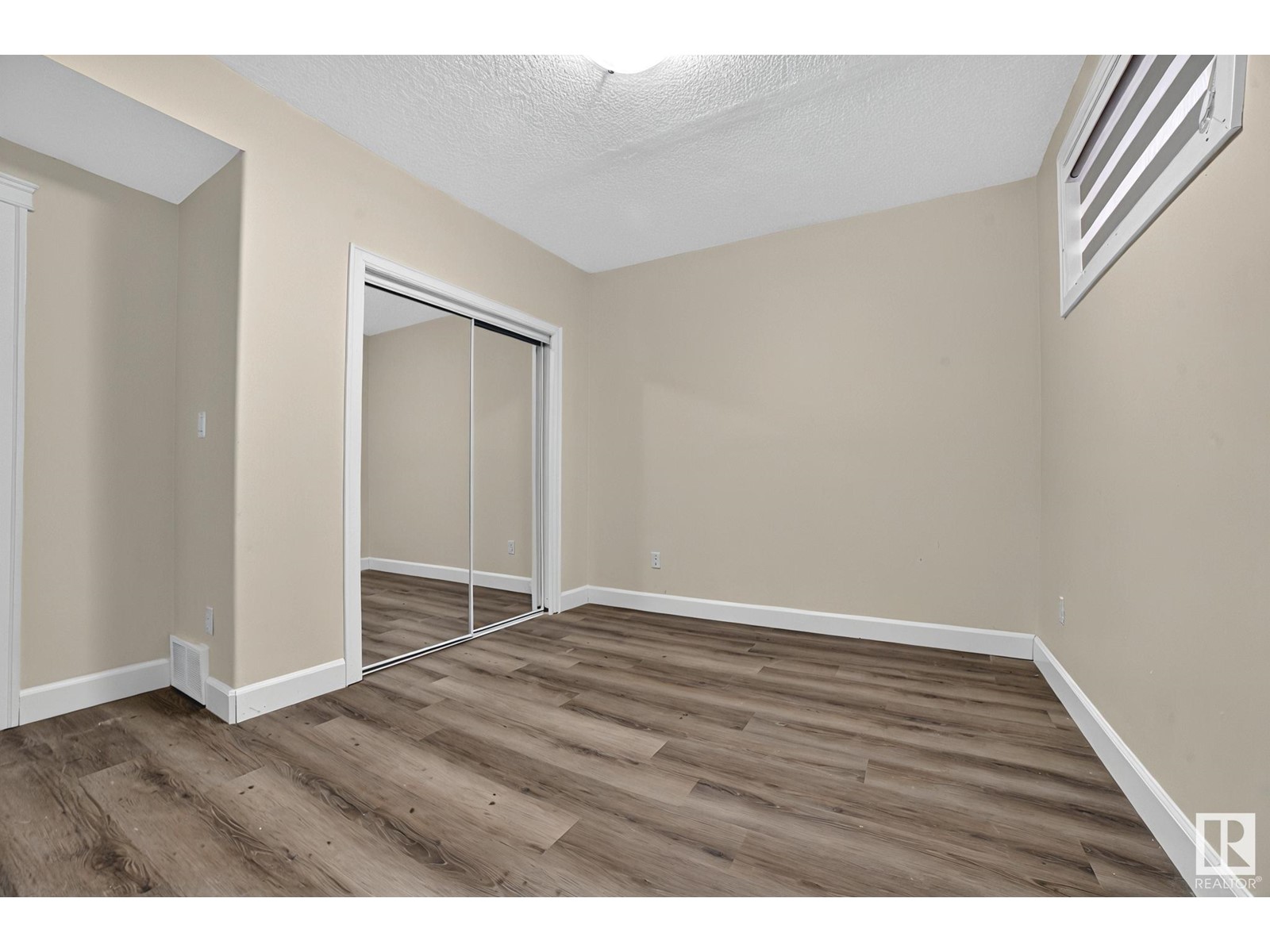 10 Jefferson Rd Nw, Edmonton, Alberta  T6L 6M1 - Photo 67 - E4434912