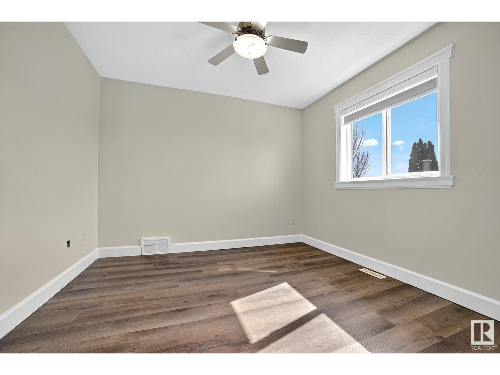 10 Jefferson Rd Nw, Edmonton, Alberta  T6L 6M1 - Photo 50 - E4434912