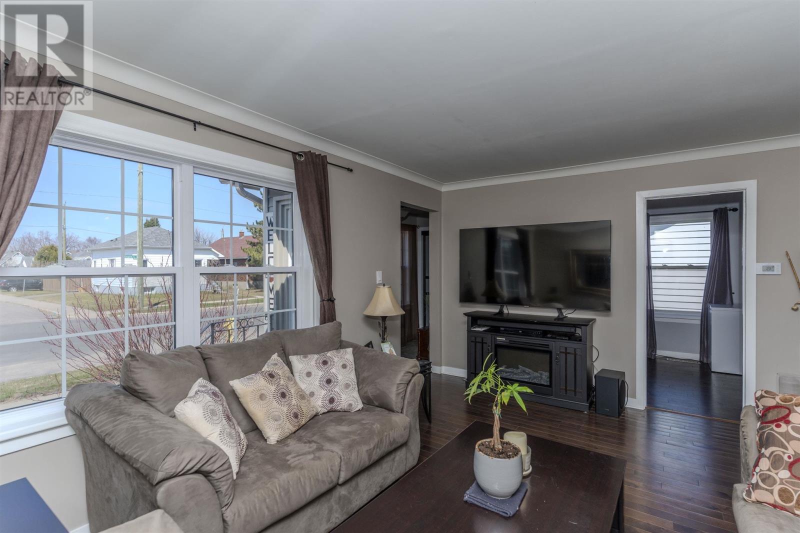356 Empire Ave, Thunder Bay, Ontario  P7E 4R8 - Photo 13 - TB251034