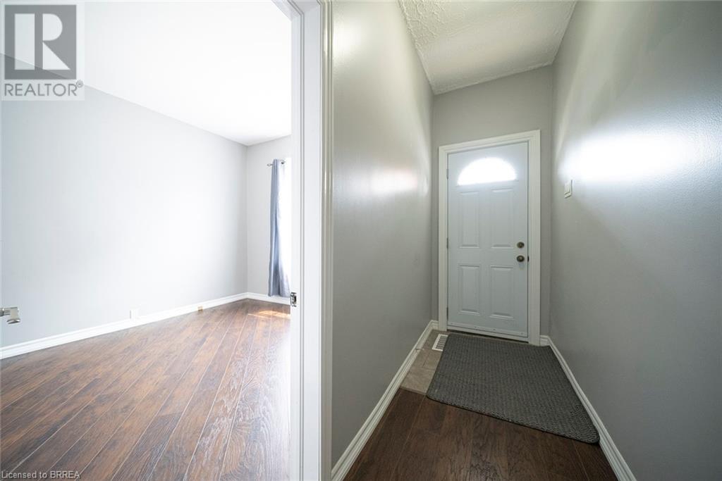 30 North Park Street, Brantford, Ontario  N3R 4J6 - Photo 6 - 40724888