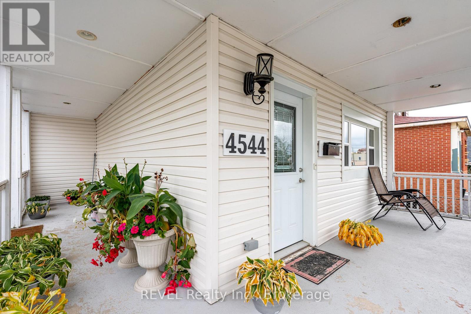 Property at 4544 CRYSLER AVENUE image 5