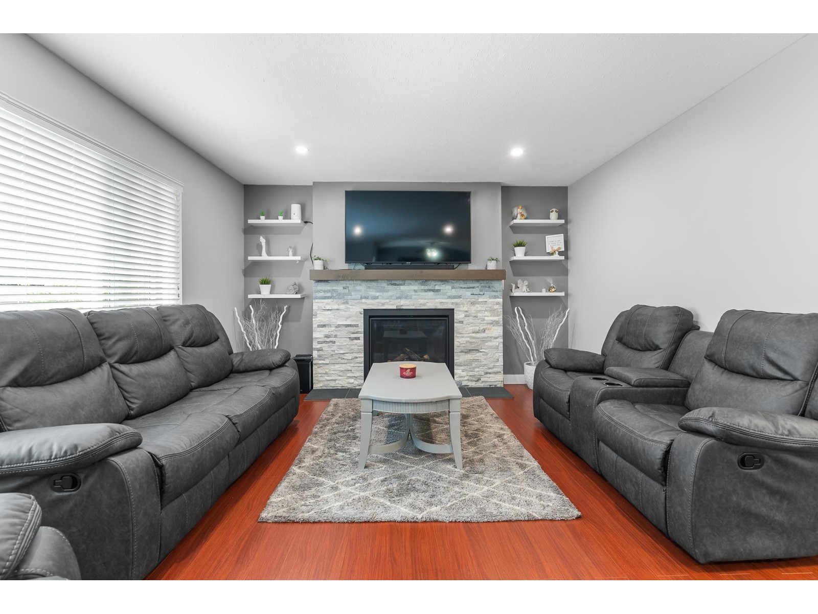 Property at 2640 MARBLE HILL DRIVE image 4