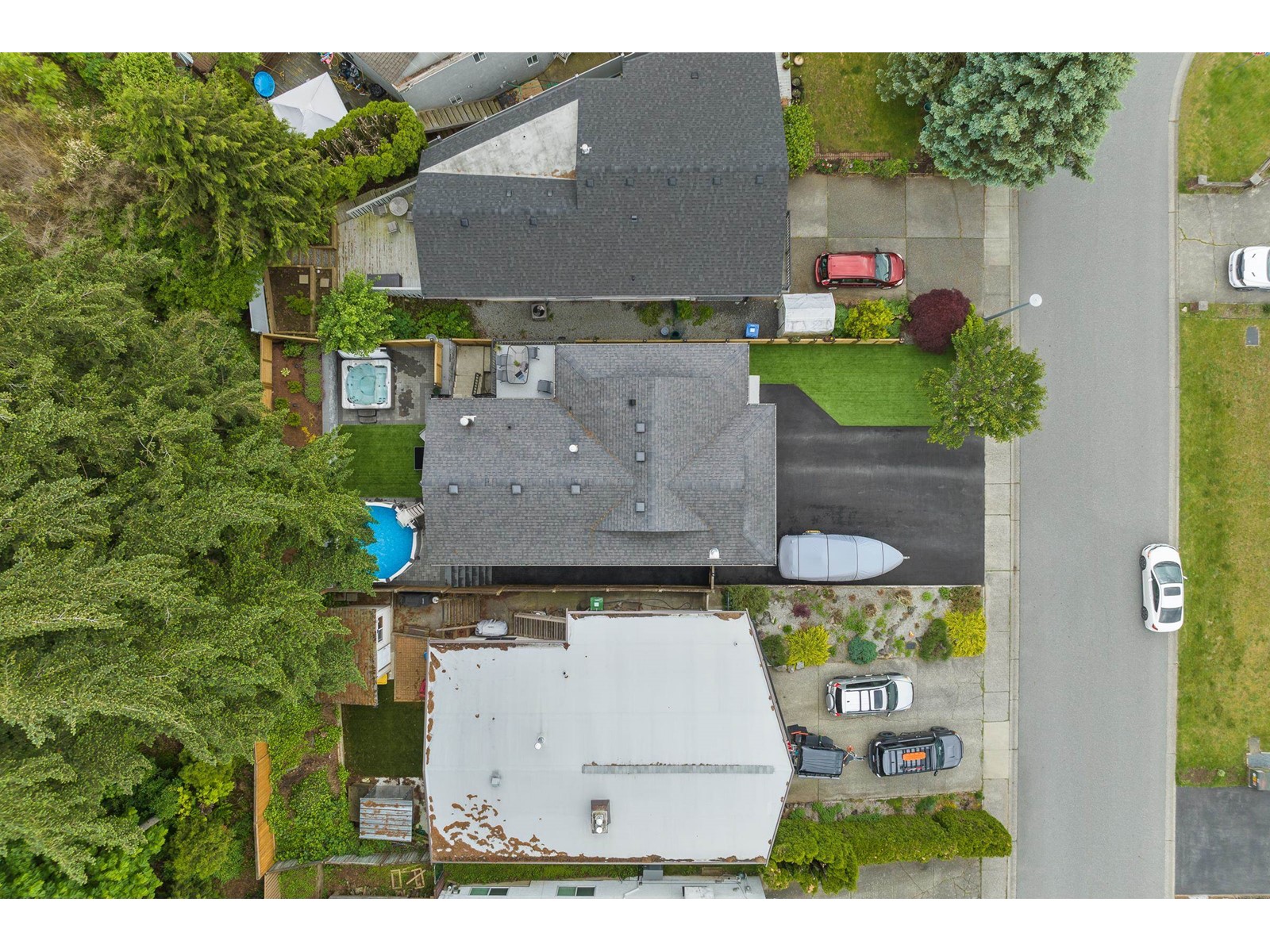 Property at 2640 MARBLE HILL DRIVE image 3