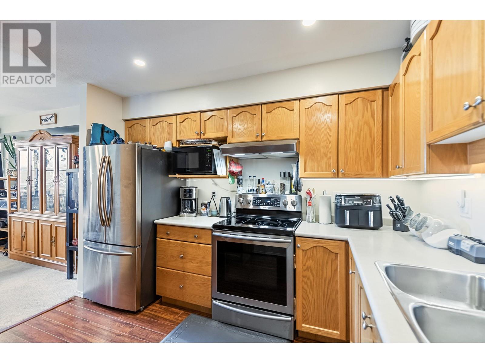 303 19130 Ford Road, Pitt Meadows, British Columbia  V3Y 2P1 - Photo 10 - R2999575
