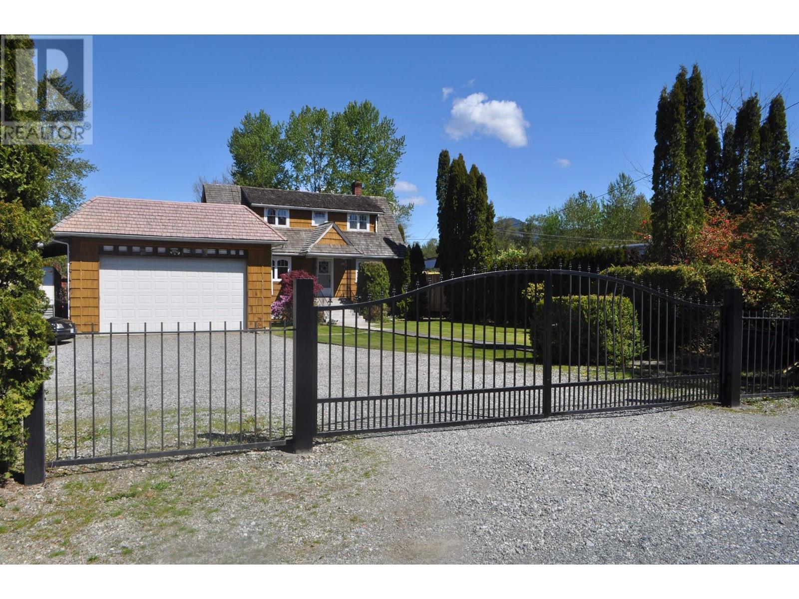 Property at 25183 DEWDNEY TRUNK ROAD image 2