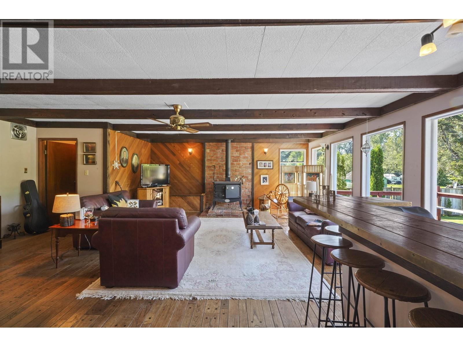 Property at 25183 DEWDNEY TRUNK ROAD image 3