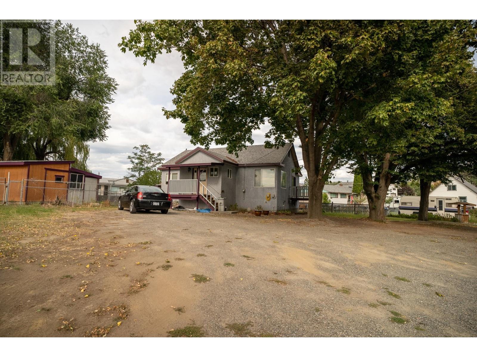 265 Nelson Avenue, Kamloops, British Columbia  V2B 1M4 - Photo 2 - 10338158