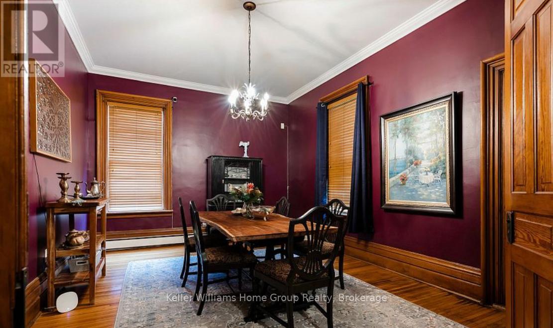 Property at 250 ANDREW STREET image 4