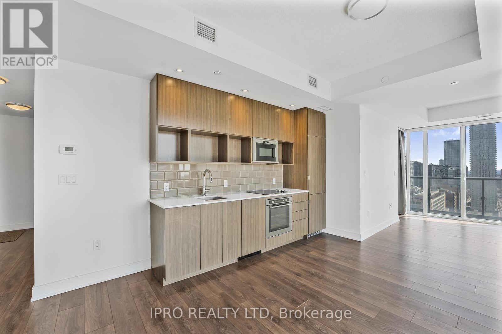 2411 - 89 Mcgill Street, Toronto, Ontario  M5B 0B1 - Photo 4 - C12130521