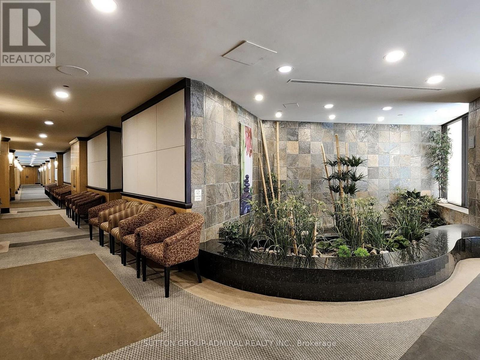 Property at 1207 - 89 SKYMARK DRIVE image 3