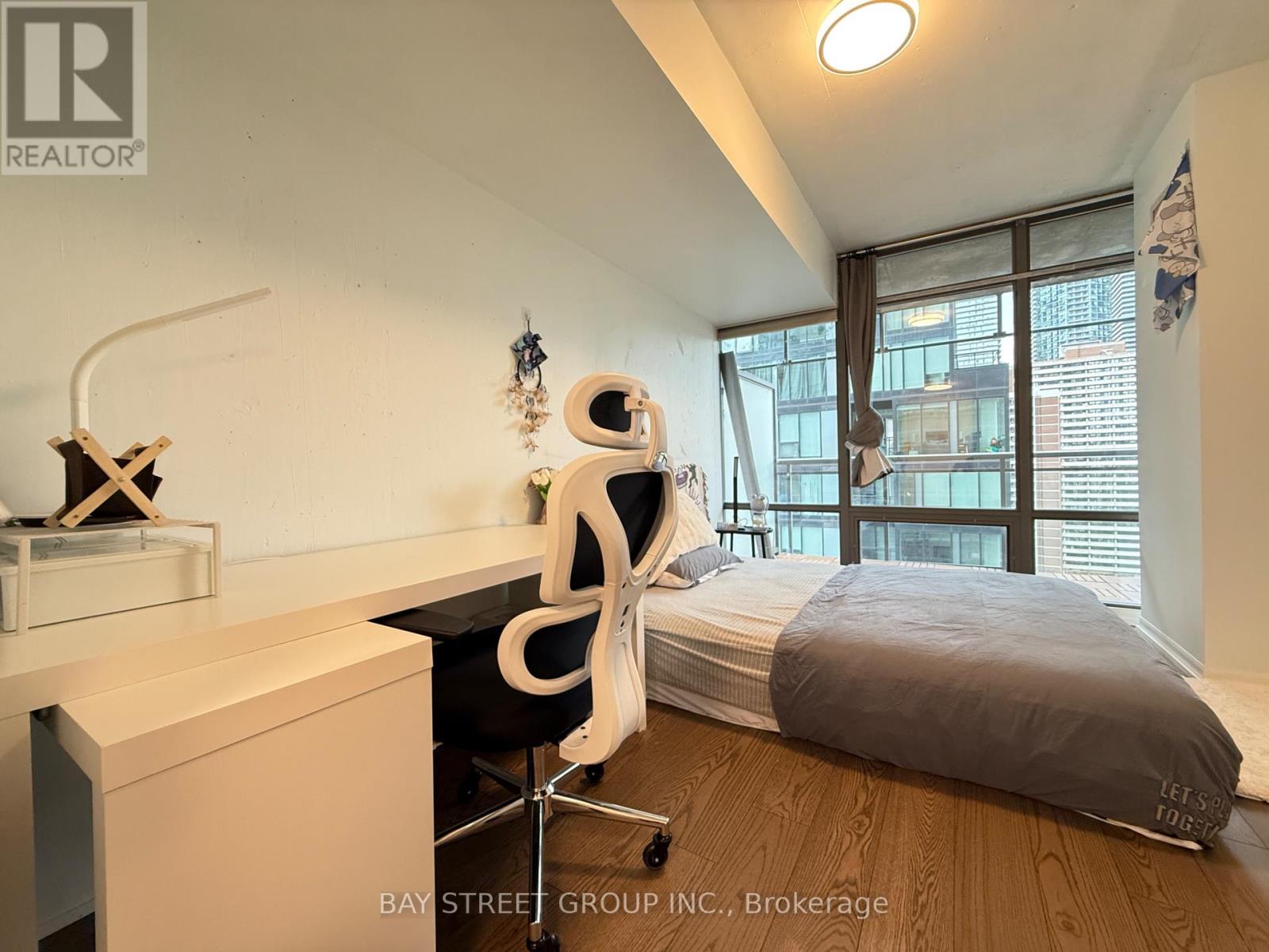 1608 - 22 Wellesley Street E, Toronto, Ontario  M4Y 1G3 - Photo 15 - C12130605