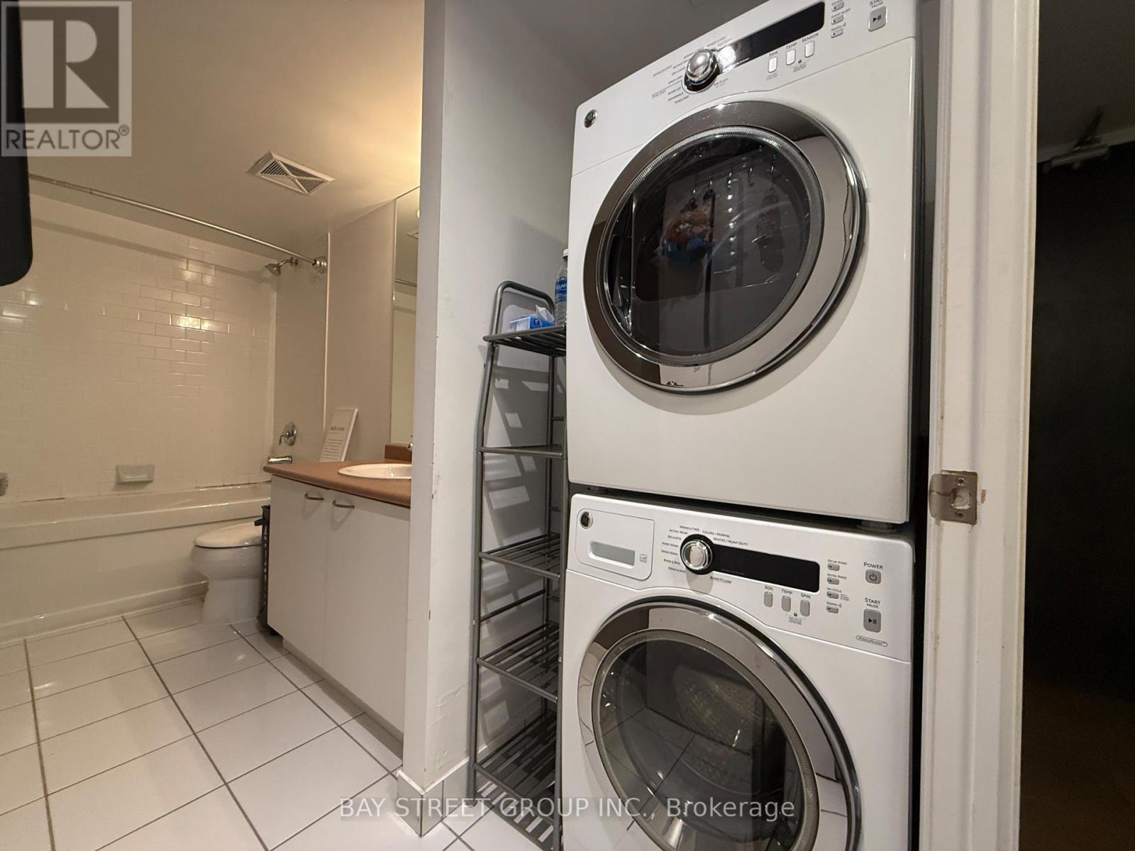 1608 - 22 Wellesley Street E, Toronto, Ontario  M4Y 1G3 - Photo 22 - C12130605