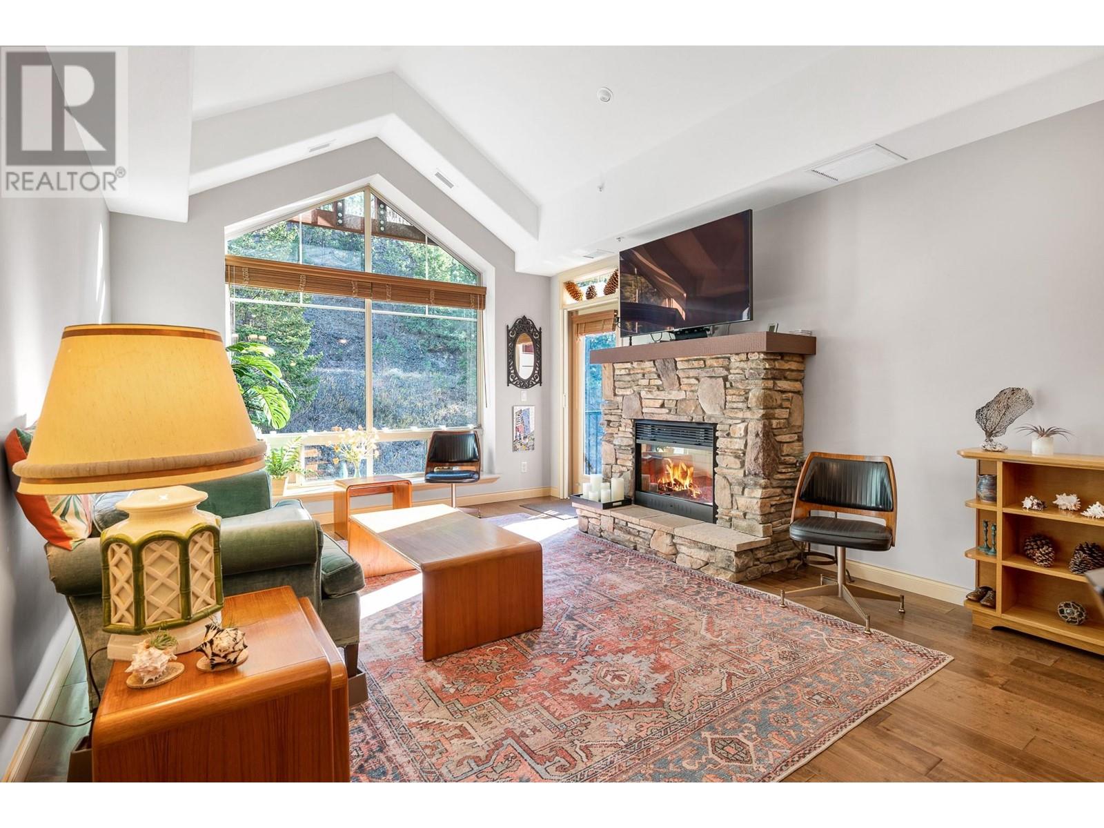 2780 Auburn Road Unit# 305, west kelowna, British Columbia V4T4C2