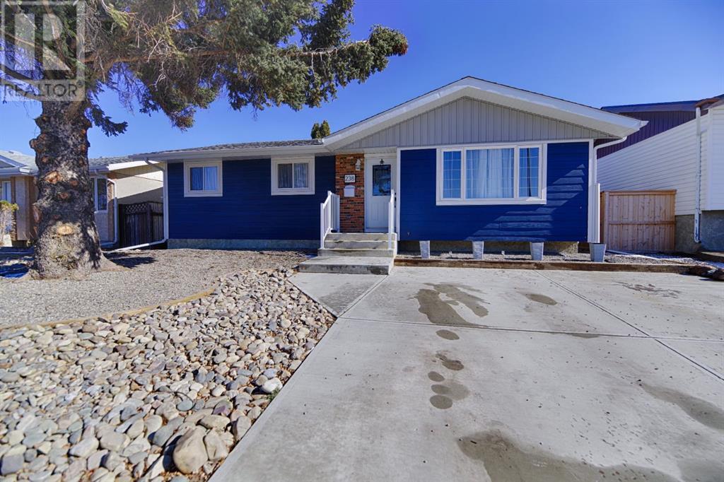 Property at 238 Eagle Road N image 2