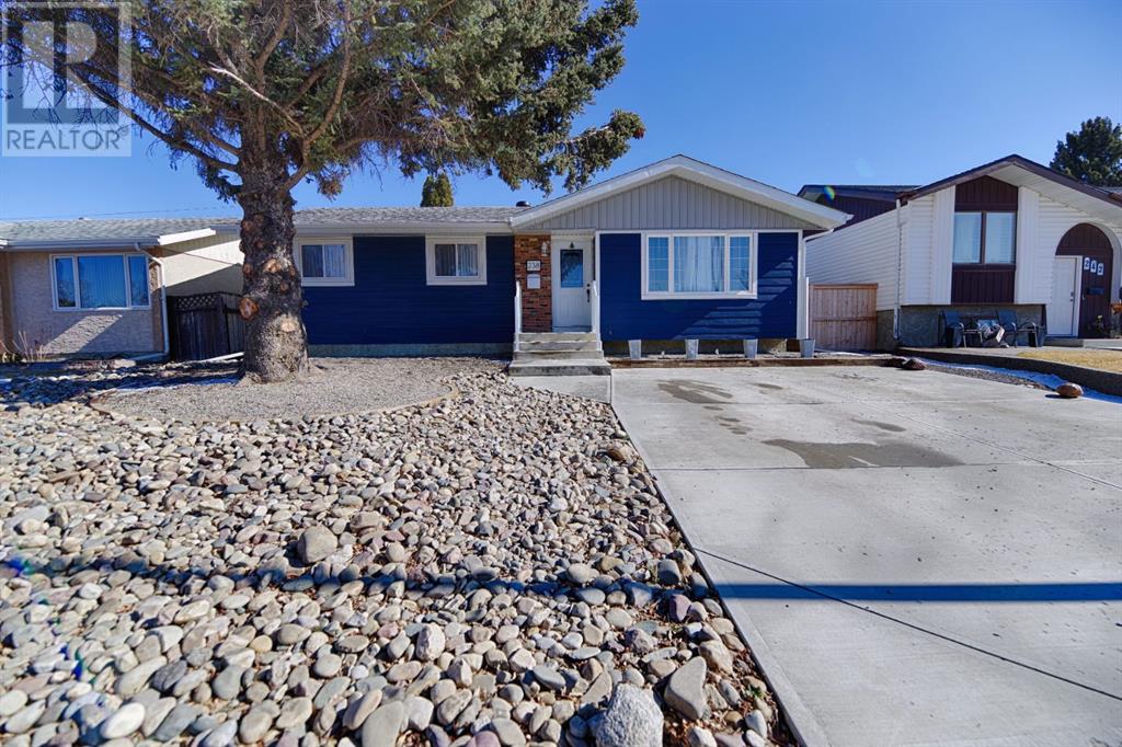 Property at 238 Eagle Road N image 1