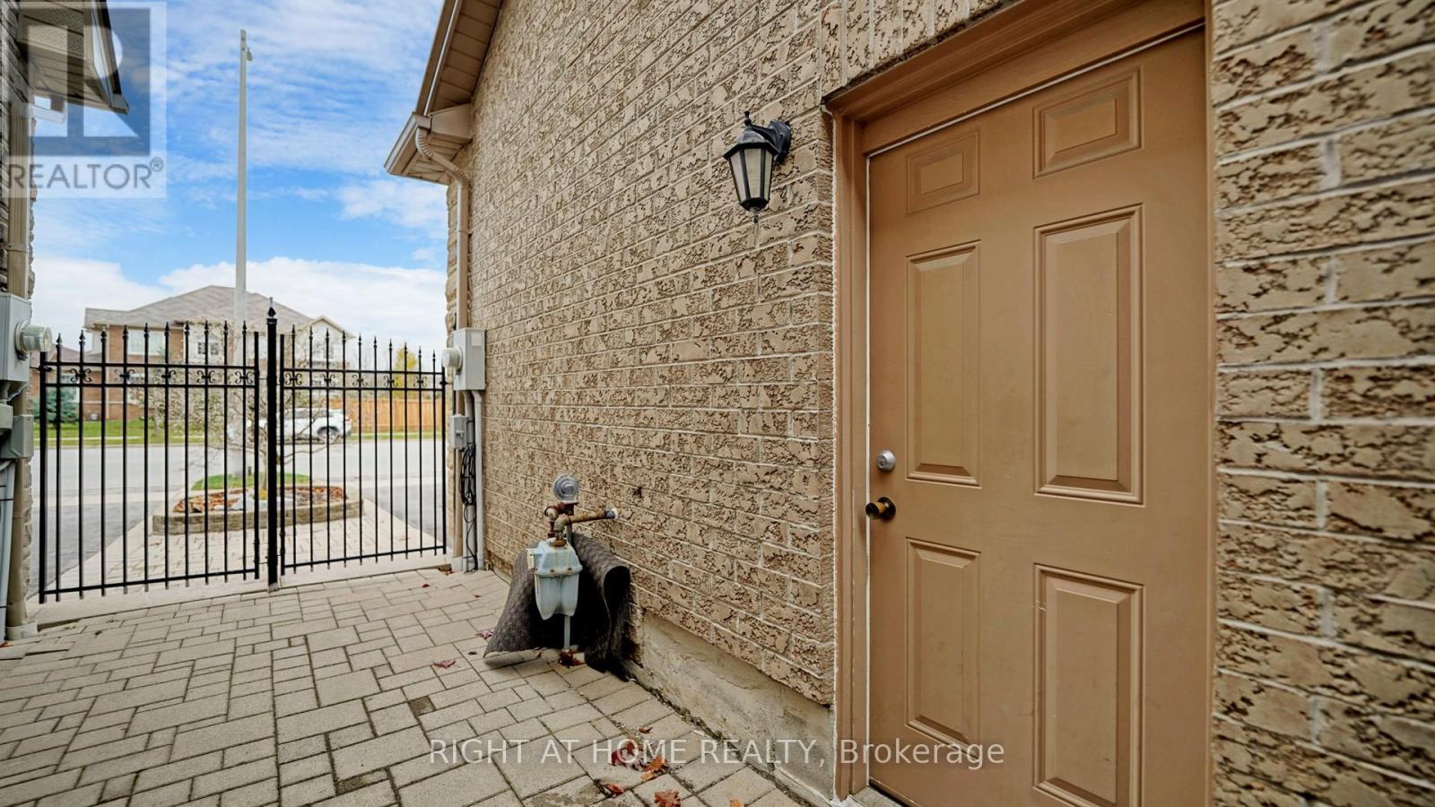 2029 Jans Boulevard, Innisfil, Ontario  L9S 5A4 - Photo 38 - N12130539
