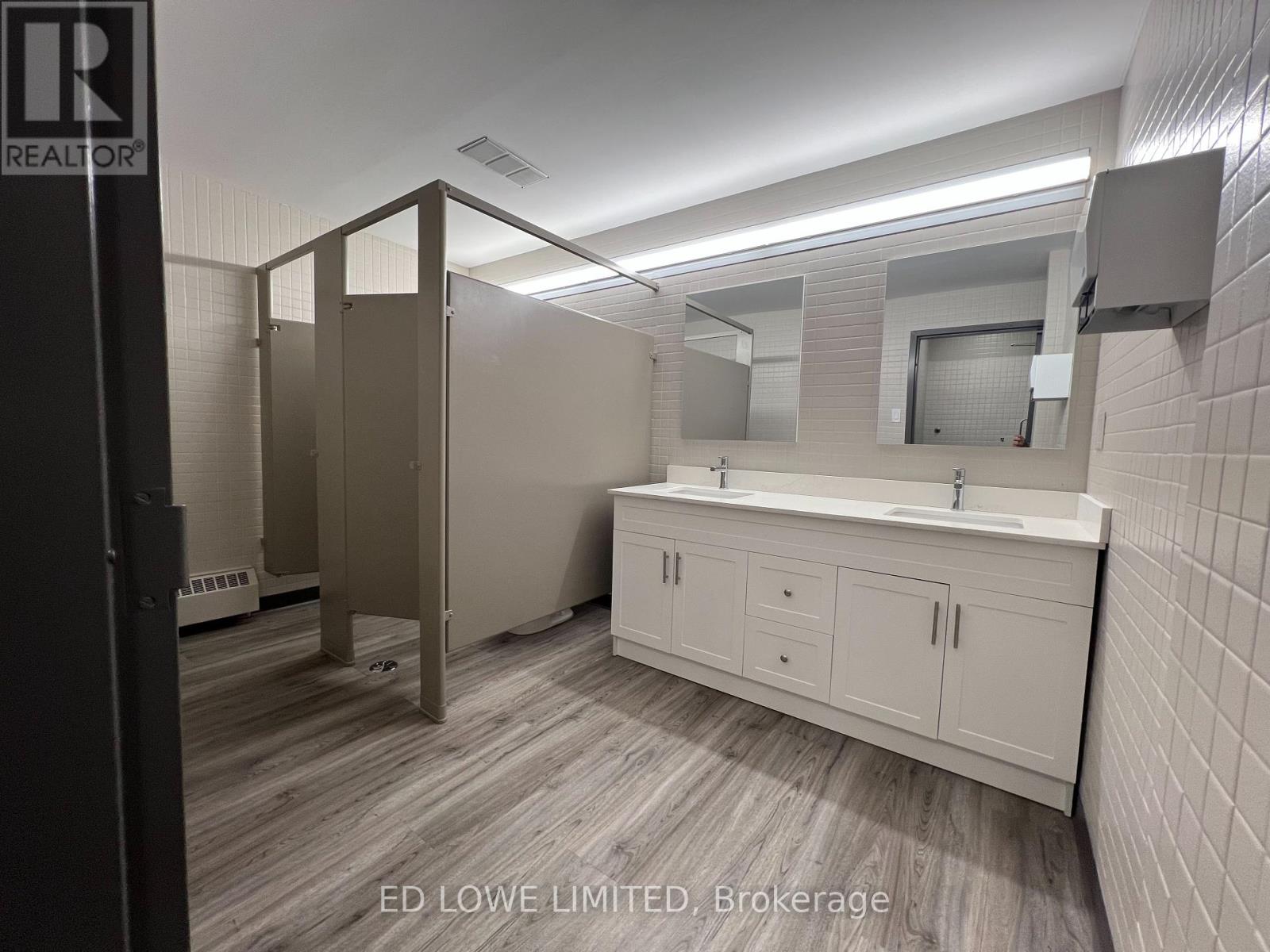 2a - 130 Esna Park Drive, Markham, Ontario  L3R 1E3 - Photo 14 - N12130553
