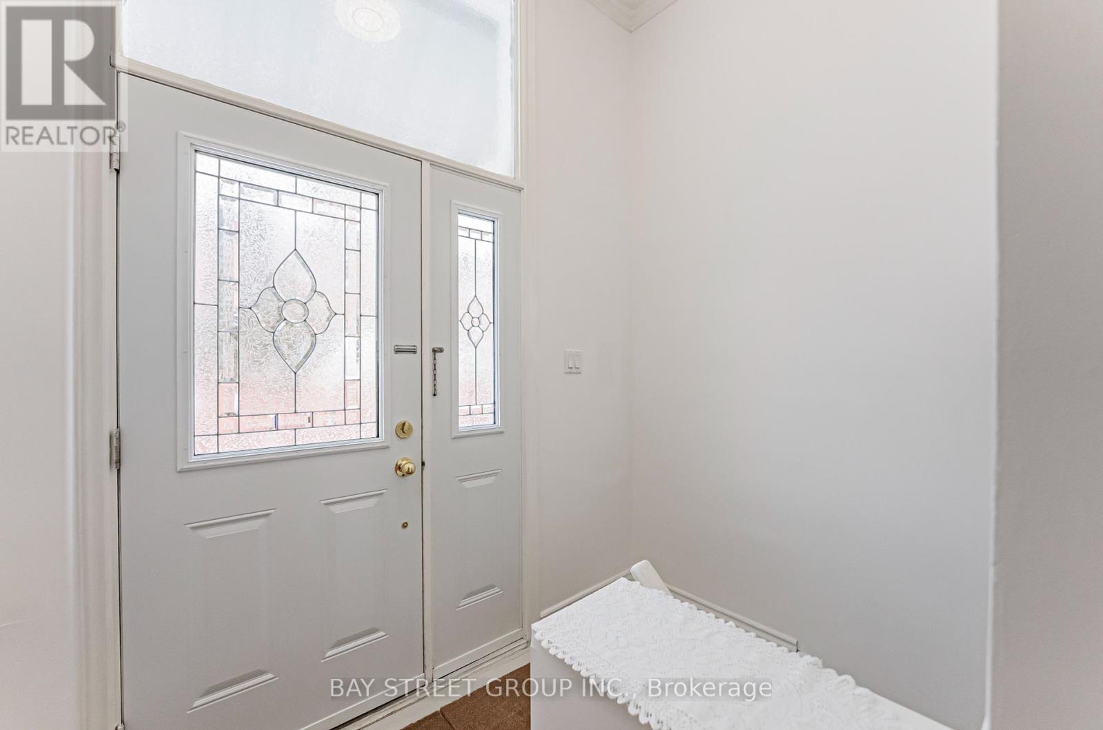 Property at 352 TAYLOR MILLS DRIVE N image 5