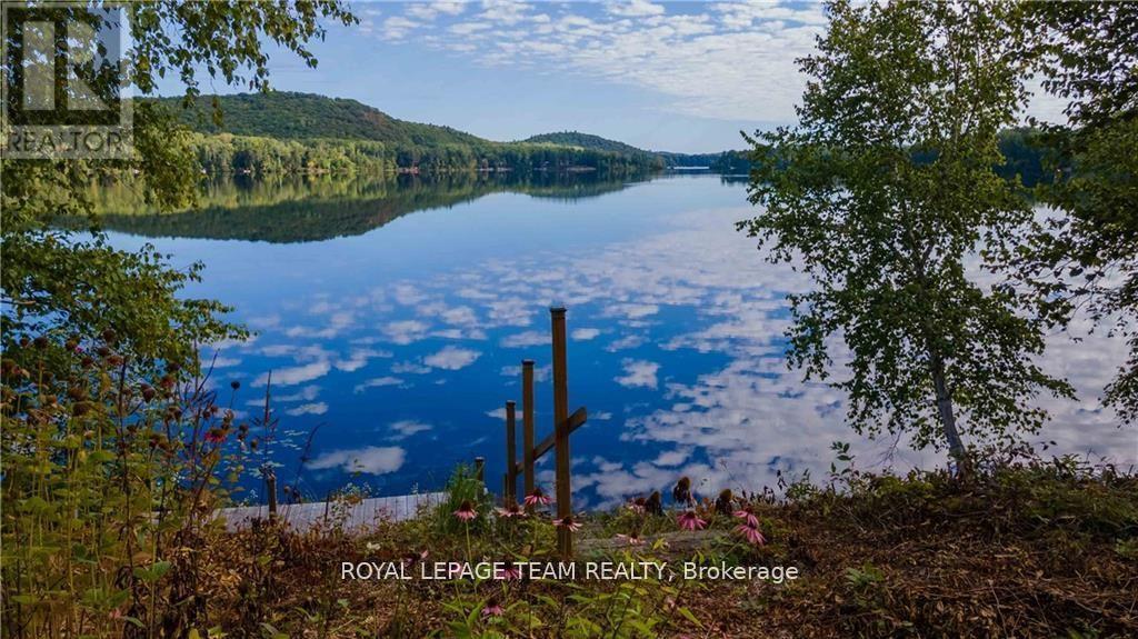 242 Chanonhouse Road, Madawaska Valley, Ontario  K0J 1B0 - Photo 19 - X12130732