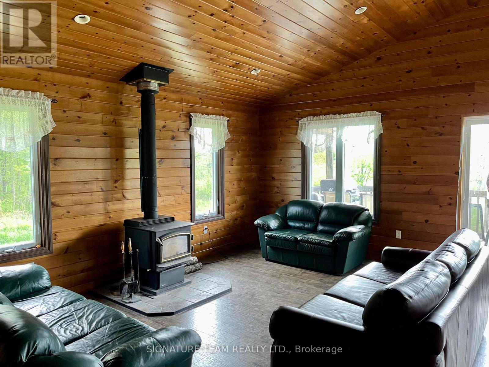 1408b Summers Road, Petawawa, Ontario  K8H 2W8 - Photo 15 - X12130750