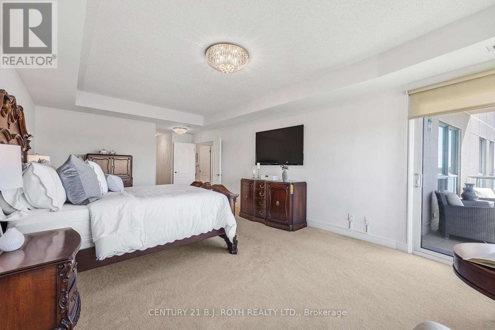 Ph1 1 - 2 Toronto Street, Barrie, Ontario  L4N 9R2 - Photo 24 - S12130608