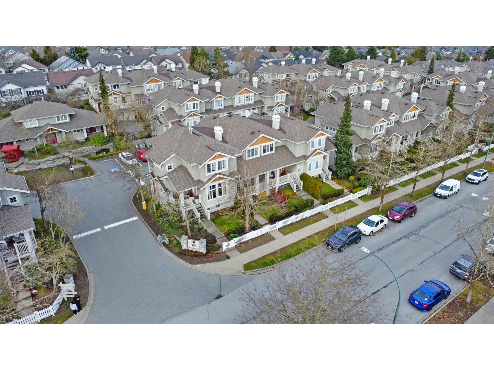 2 14877 58 Avenue, Surrey, British Columbia  V3S 8Y9 - Photo 2 - R2998017