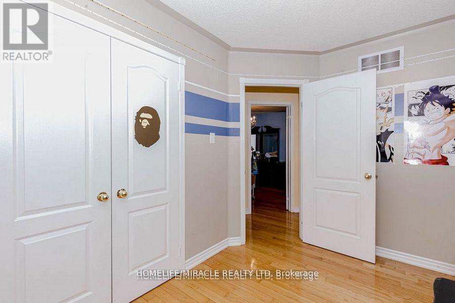 38 Heartleaf Crescent, Brampton, Ontario  L7A 2B7 - Photo 31 - W12130500