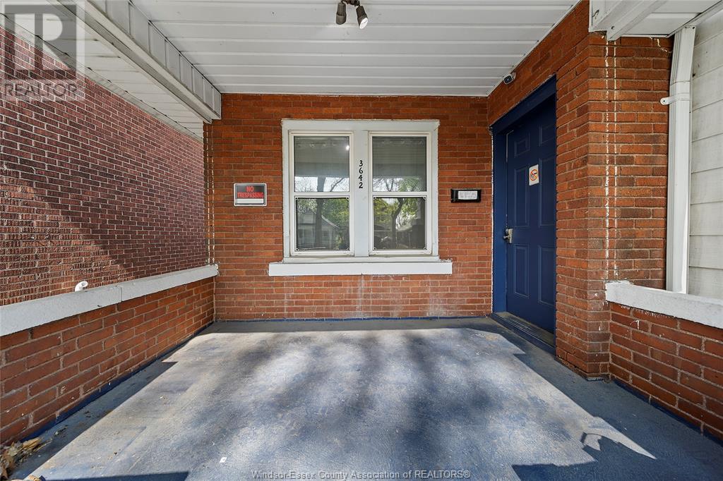 Property at 3642 QUEEN STREET image 4
