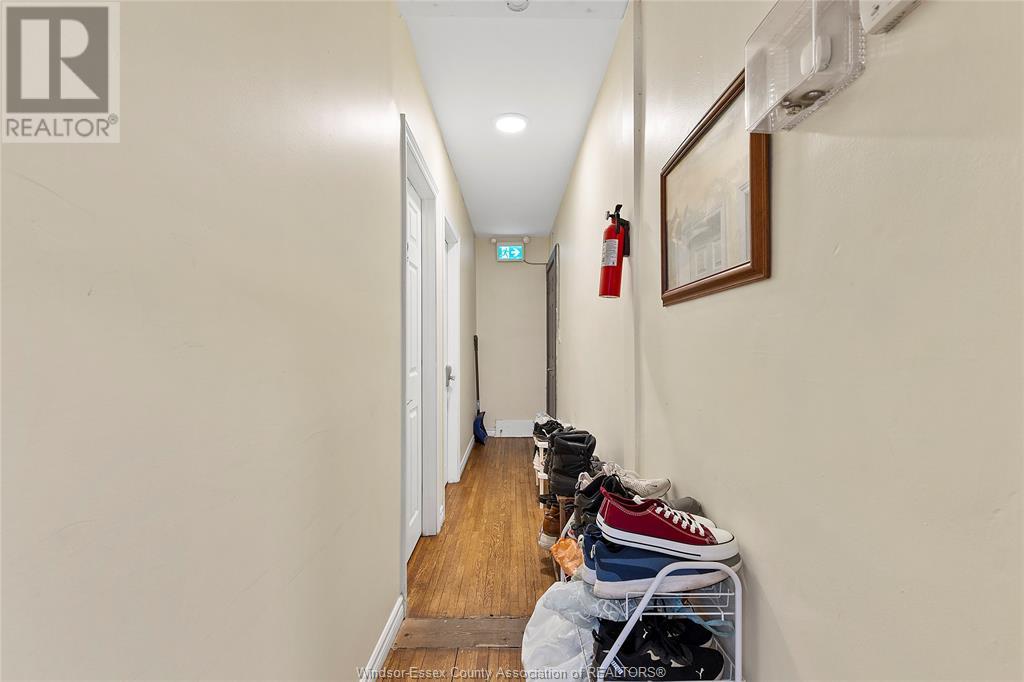 Property at 3642 QUEEN STREET image 5